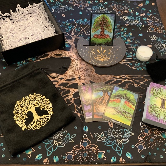 Tarot Card Gift Set - Picture 3 of 4